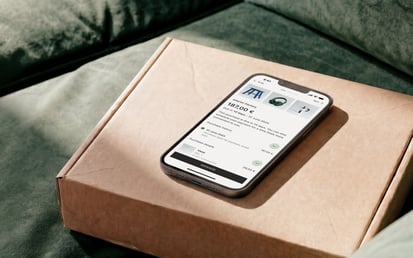 a phone with an open Riverty app 
