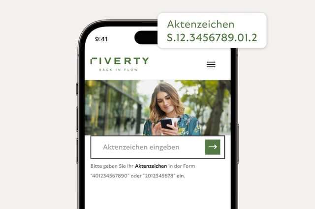 Riverty Back in Flow-App auf einem Smartphone-Bildschirm, der eine Übersicht über ausstehende Beträge anzeigt. 